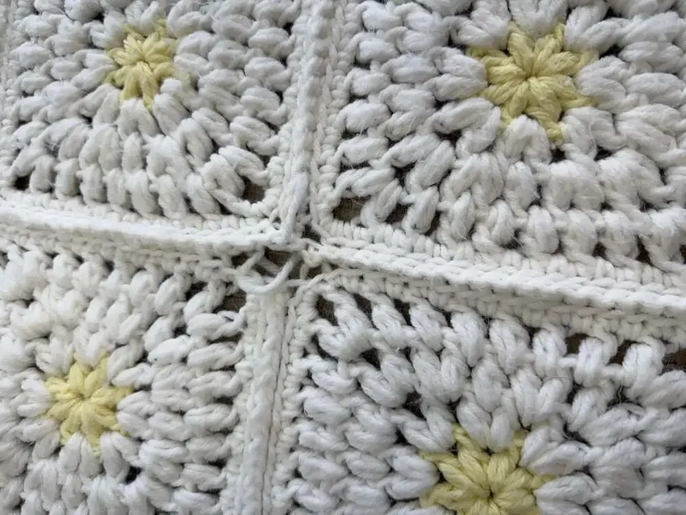 Handmade Crochet Granny Square Baby Blanket White Yellow Daisy Afghan